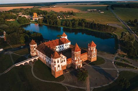 20 Fairytale Castles In Belarus To See In 2023