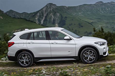 Bmw X1 Review 2015 First Drive Motoring Research