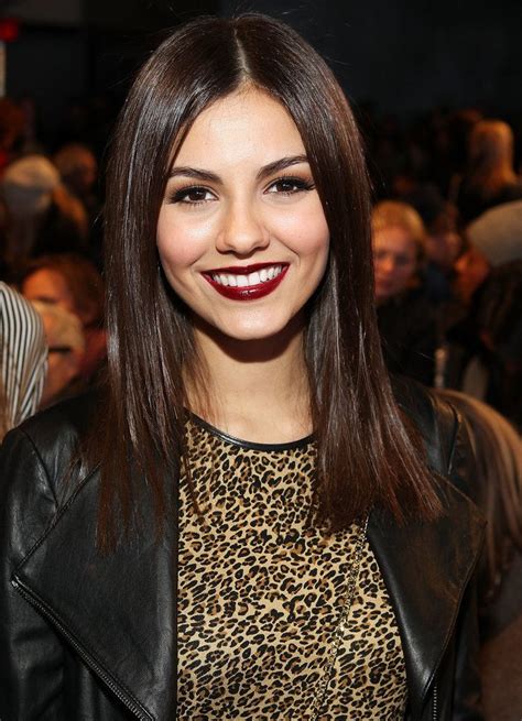 Victoria Justice And Her Flawless Makeup Stunned Back In 2013 Look