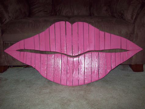 Caits Lips Lip Wall Art With Scrap Lumber Barn Wood Reclaimed