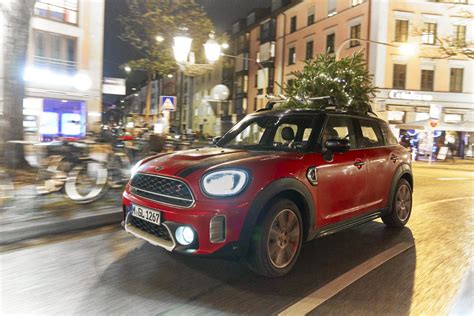 The Long History Of Minis And Christmas Trees Motoringfile
