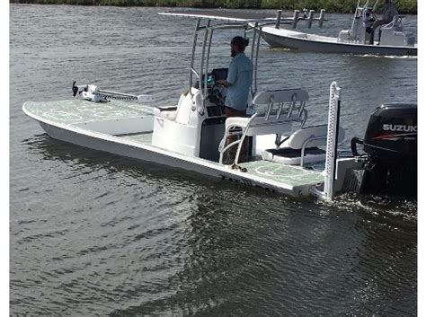 With a catamaran platform that can be kitted out, it's ideal for diving, fishing, and other. Custom Fat Cat Cb Sport boats for sale