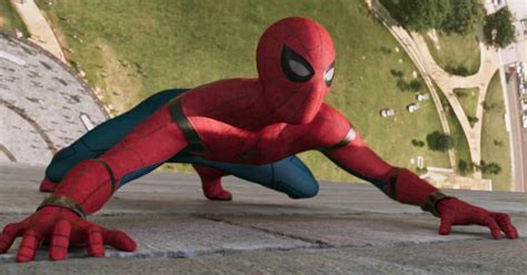 Spider Man Far From Home Primo Film Sony In Formato Screenx