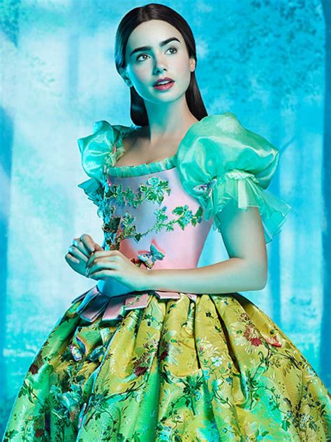 First Look Lily Collins As Snow White