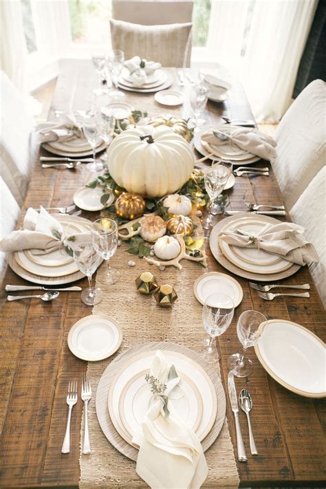 15 Simple Amp Elegant Fall Tablescapes Farmhouse Decor Group Board
