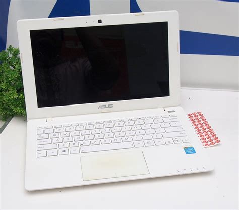 Jual Asus X200ca Laptop 116 Inch Bekas Jual Beli Laptop Second Dan
