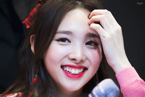 Beautiful Nayeon With Her Charming Bunny Teeth R Twice