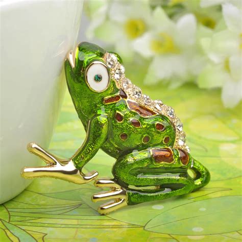 Blucome Frog Brooches For Women Ts Enamel Hijab Pins Collares