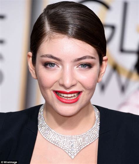 Lorde Looks Better Without Makeup Ign Boards