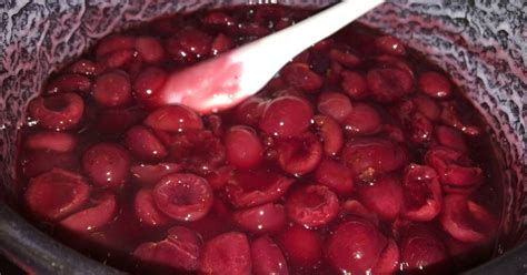 Cseresznye pite töltelék Girán Julcsi receptje Cookpad receptek