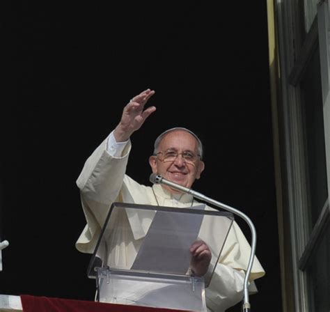 Un Rosario Por Chile El Papa Francisco Nos Explica Cómo Rezar