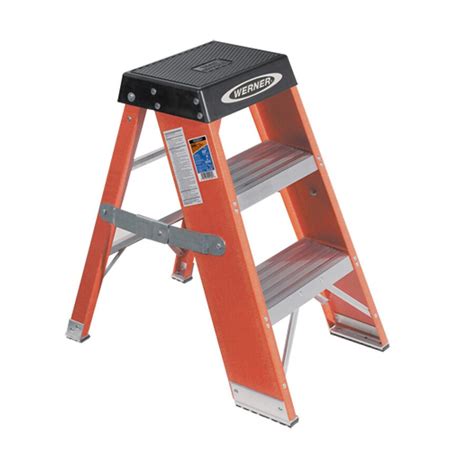 Werner 3 Ft Fiberglass Type 1aa 375 Lbs Capacity Step Ladder At