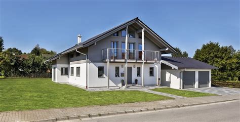 Sofern sie nach einer gelegeheit für betreutes wohnen in einer kleinen gemeinschaft suchen, so nehmen sie bitte mit uns kontakt auf. Haus Bernau von Regnauer Hausbau GmbH & Co. KG ...