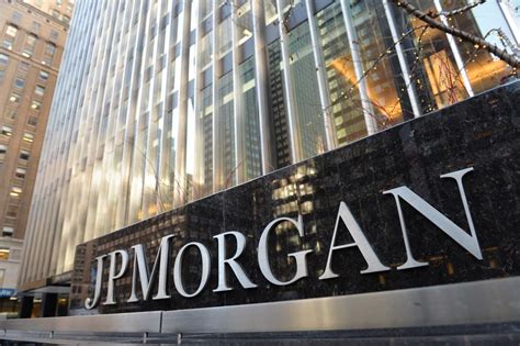 Jp Morgan Bank Of America Citibank And Wells Fargo Spending 15