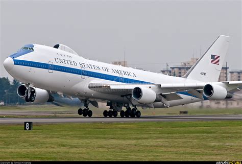 74 0787 Usa Air Force Boeing E 4b At Yokota Ab Photo Id 325368