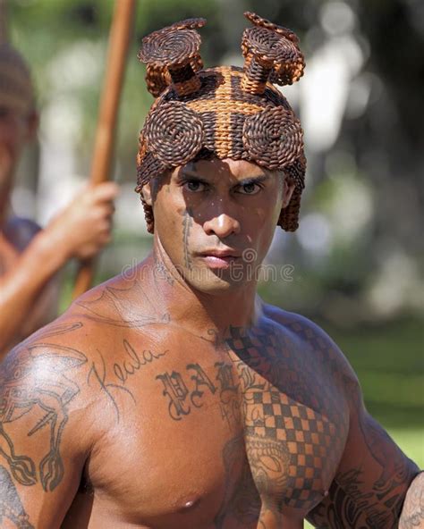 Hawaiian Warriors Hawaiian People Polynesian Men Hawaiian Men