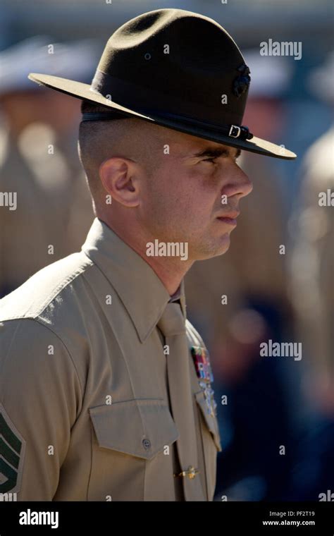 Us Marines Corps Staff Sgt Roberto Gonzalez A Senior Drill