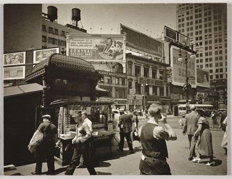 20 фото и видео известных путешественников во времени, которые вы наве