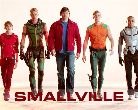 Smallville Smallville Wallpaper 3036538 Fanpop