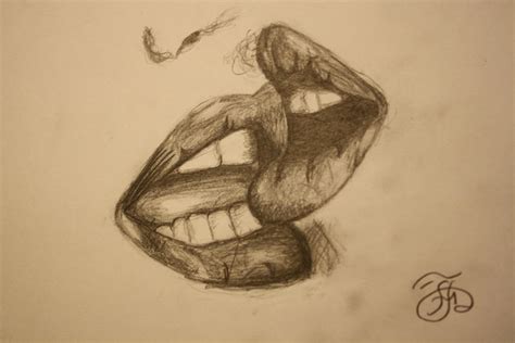 Lip Kiss In Pencil Sketch Images And Pictures Becuo