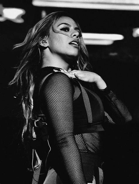 Dinah Jane Jennifer Lopez Dan Shay Beyonce
