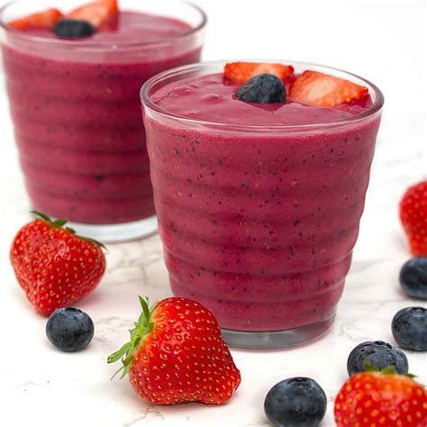 Triple Berry Smoothie With Almond Milk The Daily Dish