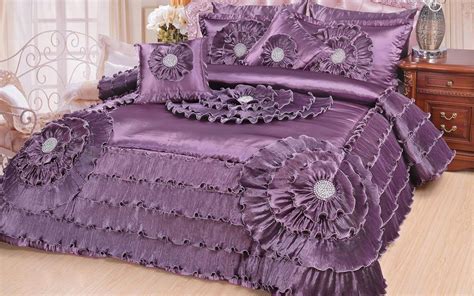 Dada Bedding Quinceanera 5 Piece Victorian Satin Comforter