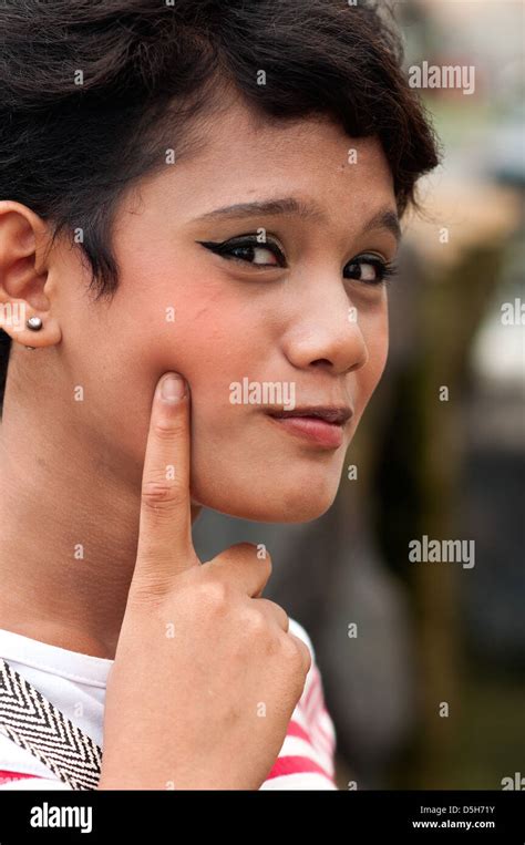 Ladyboy Asia Stockfotos Und Bilder Kaufen Seite Alamy