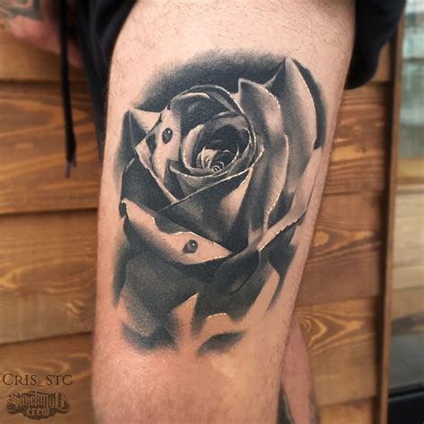 See more ideas about roses drawing, rose drawing, flower drawing. Realistic Rose Tattoo From Cris! - Sake Tattoo Crew