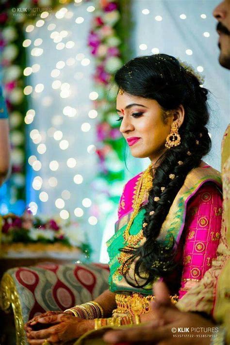 Here's the image collection of 30+ bridal hairstyle for short hair, medium hair & long hair. Pin by Rashmi Devaraj on Dress | Indian wedding hairstyles ...