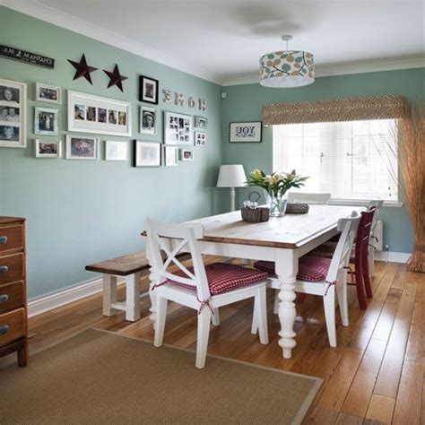 Recuerda que la sala de estar es la colores vivos para la decoración de salas de estar. Colores para el comedor