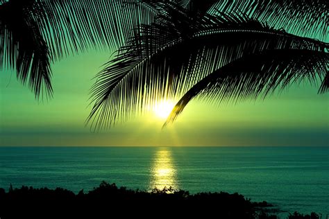 Hawaii Sunset Photo On Sunsurfer