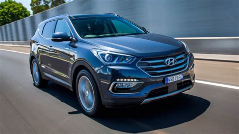 It offers an appealing mix of features for an affordable price and is comfortable and easy to drive. News - Hyundai Updates Santa Fe For 2018, Safer & Smarter