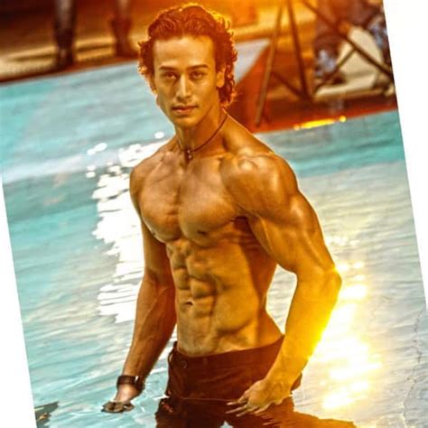 Shirtless Bollywood Men Tiger Shroff Shirtless And Semi Shirtless The