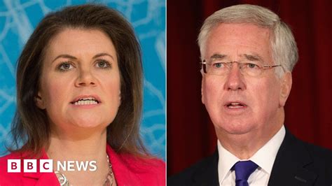 Michael Fallon Apologised For Touching Journalists Knee Bbc News
