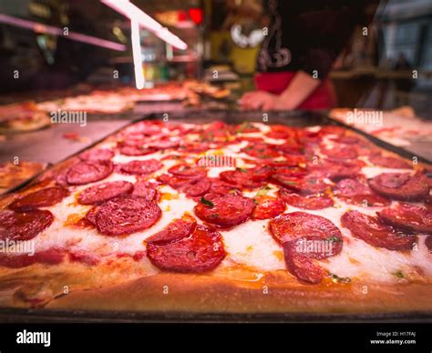 Neapolitan Pizza Italy High Resolution Stock Photography And Images Alamy