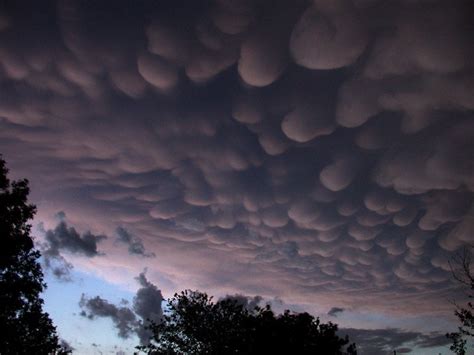 These Are Mammatus Clouds They Form After A Tornado Hits Amazing