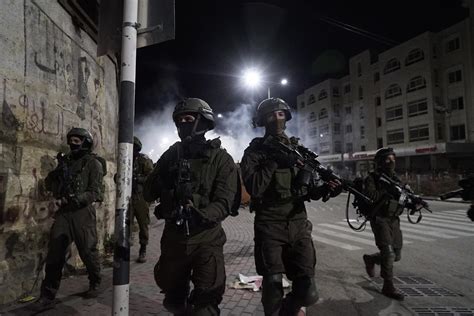Verbessern Margaret Mitchell Falsch Idf West Bank Vordertyp Instinkt Us