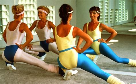 Why Millennials Owe Their Love Of Group Fitness To The 80s Одежда