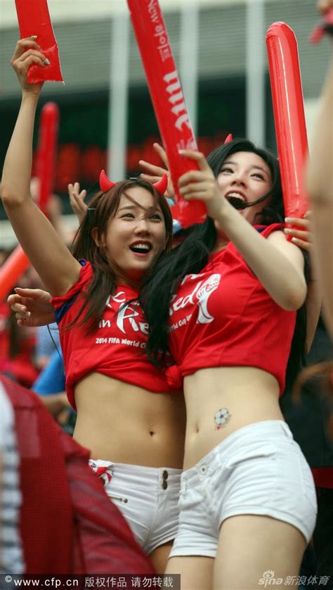 Foto Aksi Para Suporter Cantik And Seksi Korea Selatan Di Stadion Piala Dunia 2014 Zona Baca