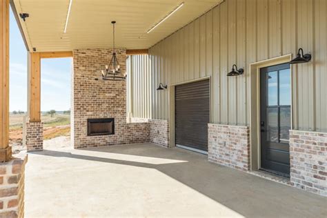 Houston Texas Barndominium Built By Gap Custom Homes In Brazoria County