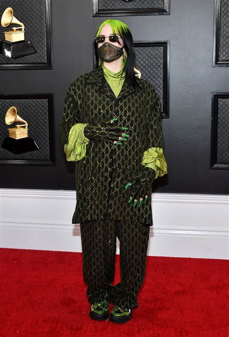 Eilish took to instagram ahead of the 92nd academy awards to announce that she would be performing a cover song during the show's in memoriam. Billie Eilish at Grammys 2020 red carpet look in 2020 ...