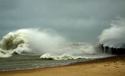 Are There Tsunamis In The Great Lakes Michigan Sea Grant