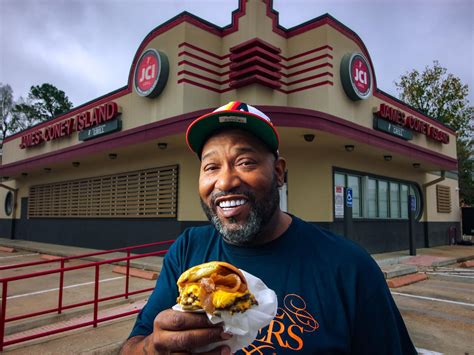 Houstons Rap Legend Bun B Claims Montrose Mainstay For First Trill