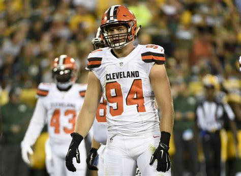 I've been meaning to do this for a while now, but i finally feel comfortable enough to get this off my chest. Carl Nassib suffers unfortunate setback after impressive ...