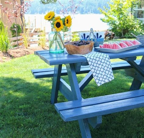 Verzaubern zaubernüsse ihren garten im februar mit leuchtenden blüten in gelb oder rot. Gartenarbeit im Februar: Den Garten auf den Frühling ...