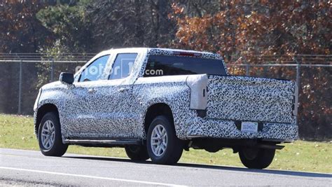 2019 Chevrolet Silverado Pickup Spied Showing Some Curves
