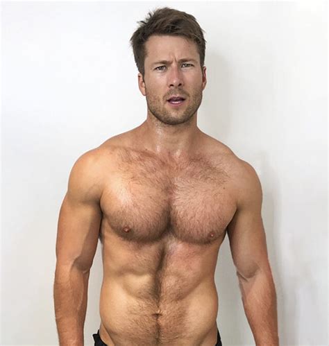 Glen Powell Shirtless And Sexy Top Gun Maverick Gay Male Celebs Com