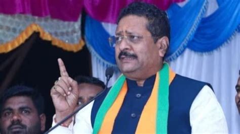 Karnataka Government Will Collapse Due To Infighting Bjp Mla