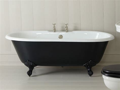 Enjoy the advantages of a bathroom made entirely from one material in which washbasins, bathtubs and shower surfaces complement each other perfectly. Freistehende Gusseisen Badewanne, Guss Badewanne, Guss ...